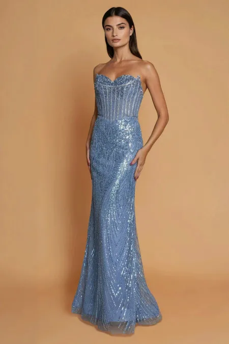 Vestido Celeste de Pedrería