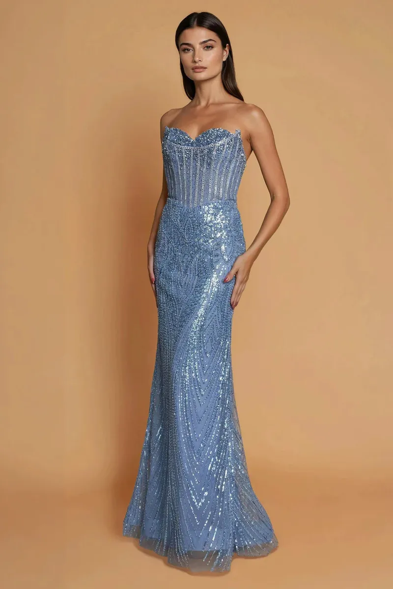 Vestido Celeste de Pedrería
