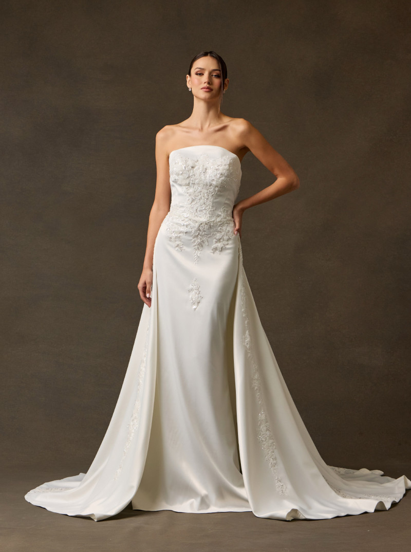 Vestido Blanco Sirena con Cola